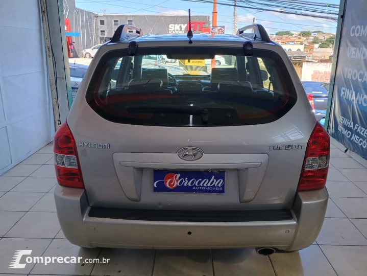 Tucson GL Automática