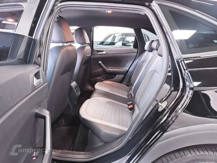 Nivus Highline 1.0 200 TSI Flex Aut.