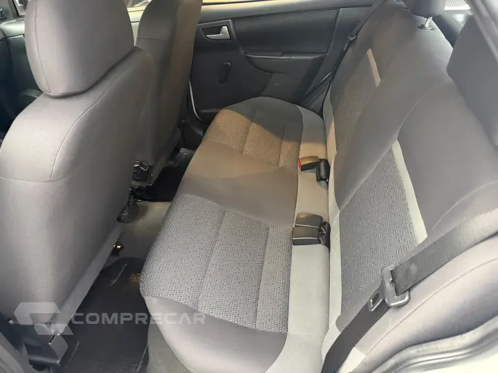 CELTA 1.0 MPFI LT 8V