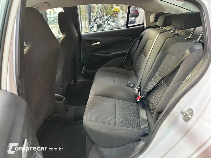 ONIX SEDAN Plus LT 1.0 12V TB Flex Mec.