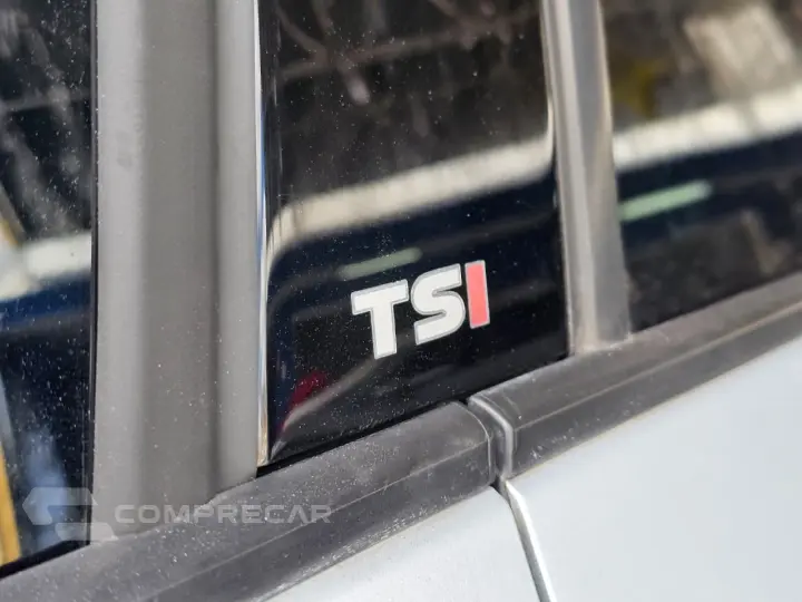 up! cross 1.0 TSI Total Flex 12V 5p