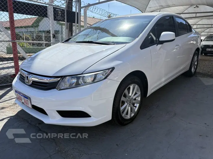 Civic 1.8 16V 4P FLEX LXS AUTOMÁTICO