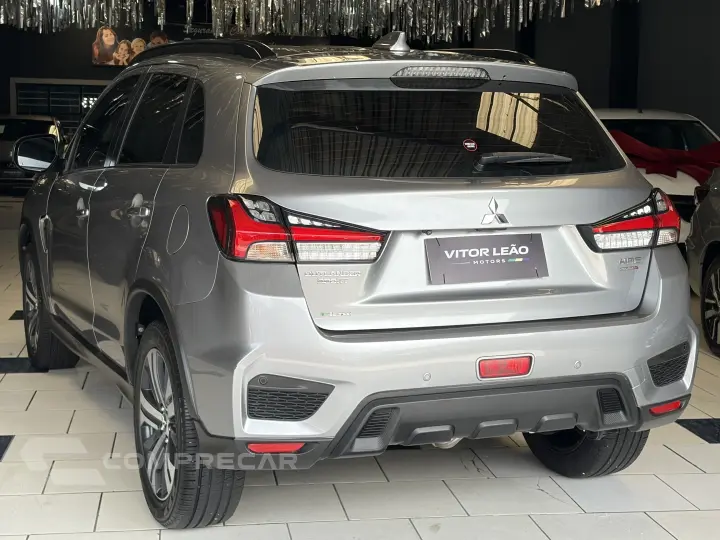 OUTLANDER 2.0 MIVEC FLEX SPORT HPE AWD AUTOMÁTICO