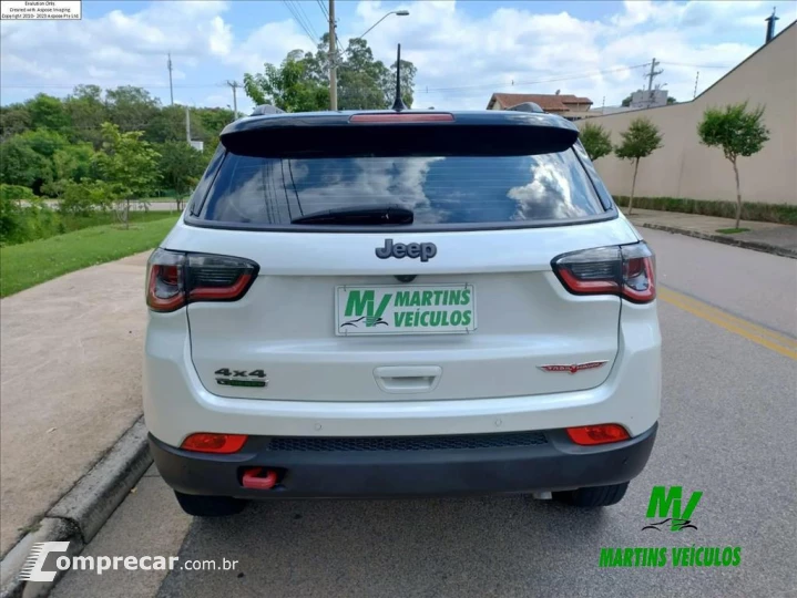 COMPASS 2.0 16V DIESEL TRAILHAWK 4X4 AUTOMÁTICO