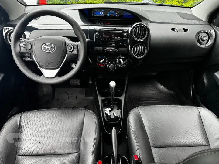 ETIOS 1.5 XS Sedan 16V