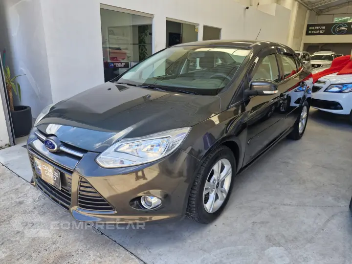 FOCUS 1.6 S Sedan 16V