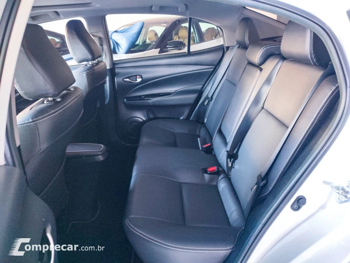 YARIS 1.5 16V Sedan XLS Connect