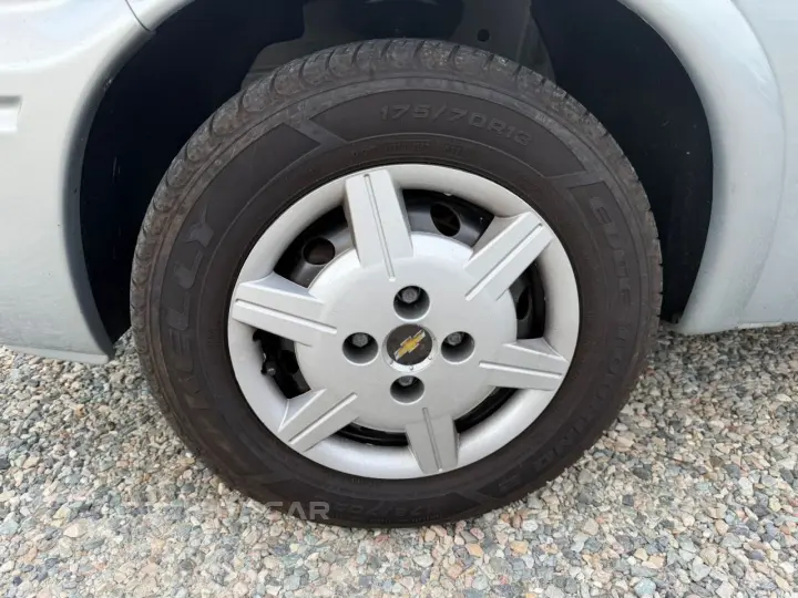 Classic Sedan 1.0 4P VHCE FLEX LS