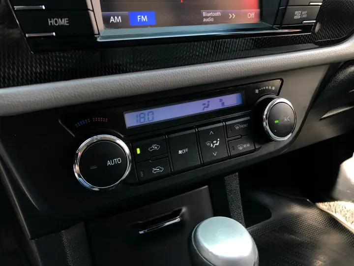 Corolla 2.0 Xei 16V Flex 4P Automático