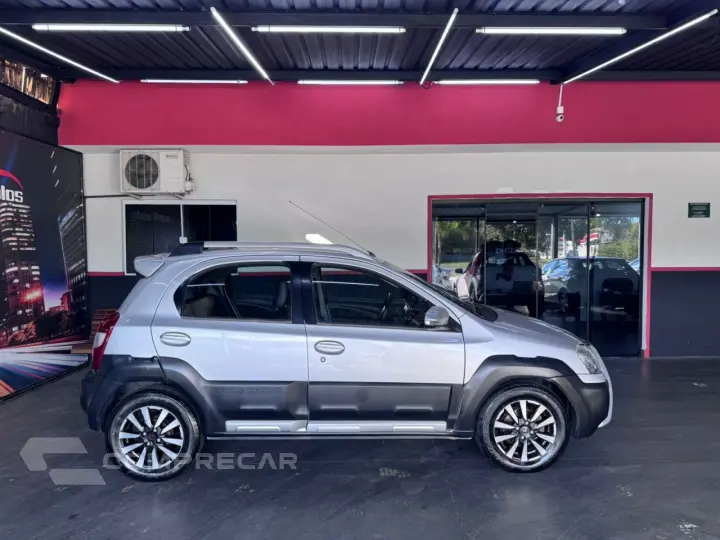 Etios Cross 1.5 16V 4P