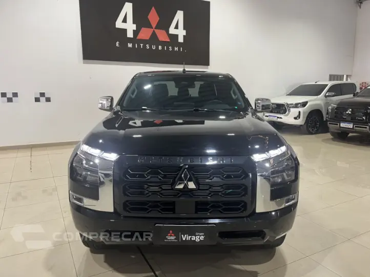 TRITON 2.4 Biturbo CD Hpe-s 4X4