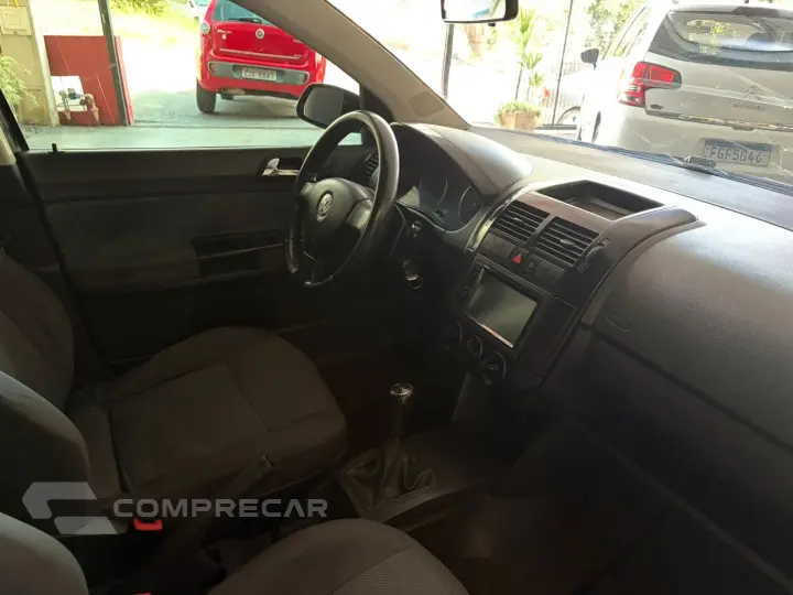 POLO SEDAN 1.6 MI 8V FLEX 4P MANUAL
