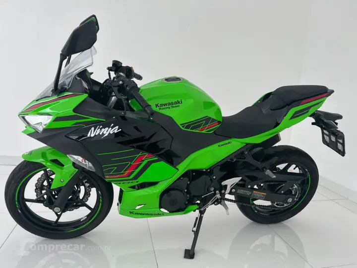 NINJA 400