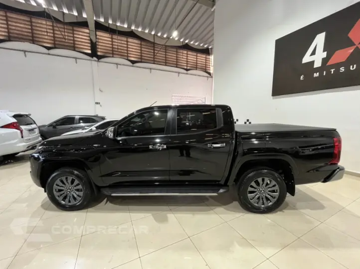 TRITON 2.4 Biturbo CD Hpe-s 4X4