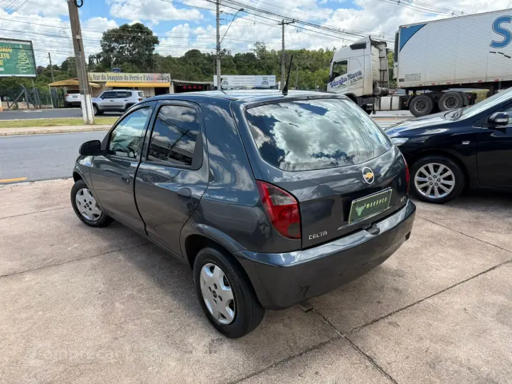 CELTA 1.0 MPFI Life 8V