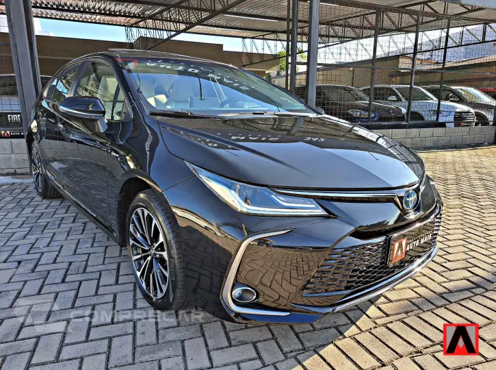 COROLLA 1.8 VVT-I Hybrid Altis Premium