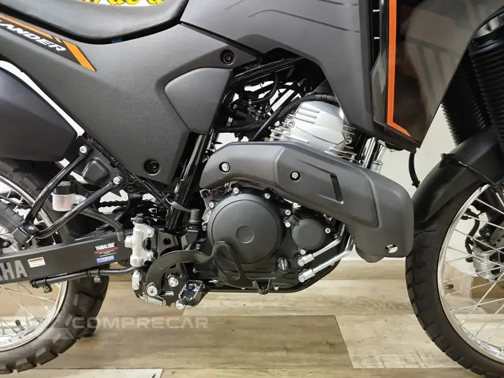 XTZ 250 LANDER CONNECT