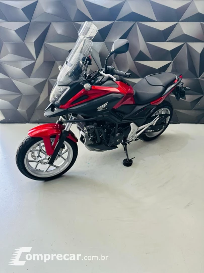 nc 750x