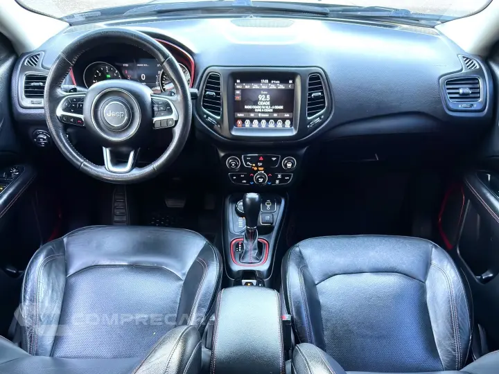 COMPASS 2.0 16V DIESEL TRAILHAWK 4X4 AUTOMÁTICO