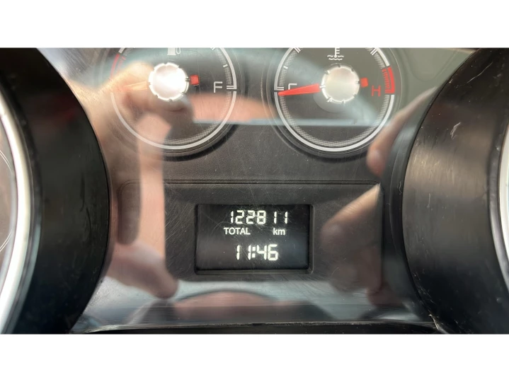 PUNTO 1.4 ATTRACTIVE 8V FLEX 4P MANUAL