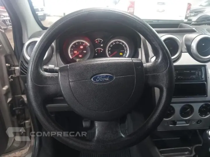 FIESTA 1.6 8V FLEX 4P MANUAL