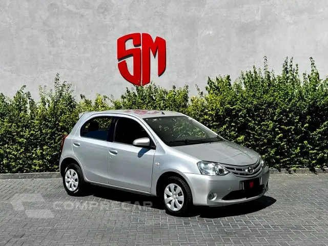 ETIOS HATCH - 1.5 XS 16V 4P MANUAL