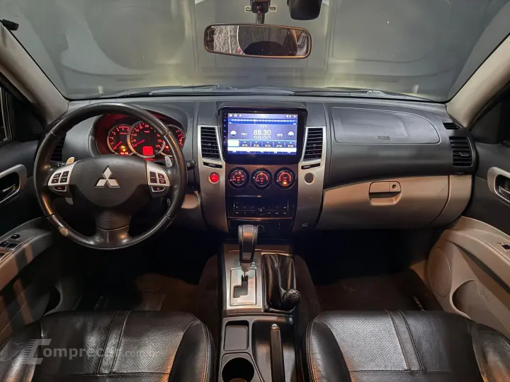 PAJERO 3.2 HPE 4X4 7 LUGARES 16V TURBO INTERCOOLER DIESEL 4P