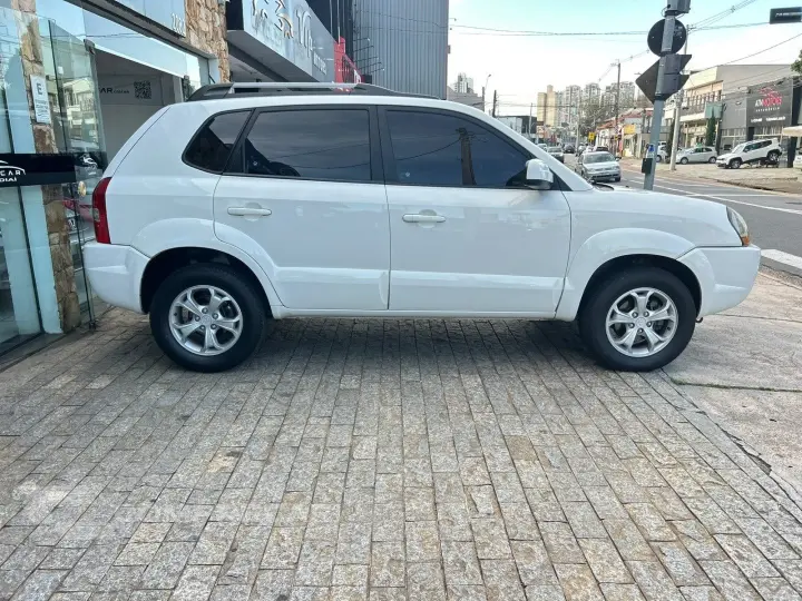 TUCSON 2.0 MPFI GLS 16V 143CV 2WD FLEX 4P AUTOMÁTICO