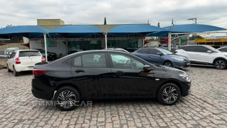 ONIX 1.0 Turbo Plus LT