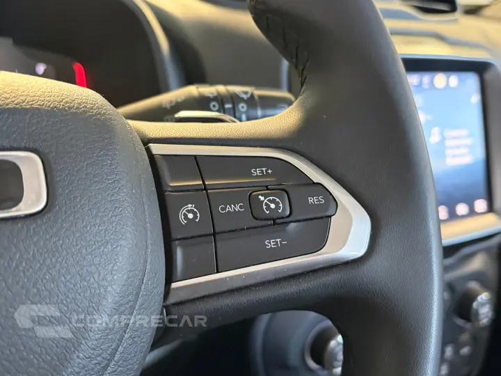 RENEGADE 1.3 T270 TURBO FLEX LONGITUDE AT6