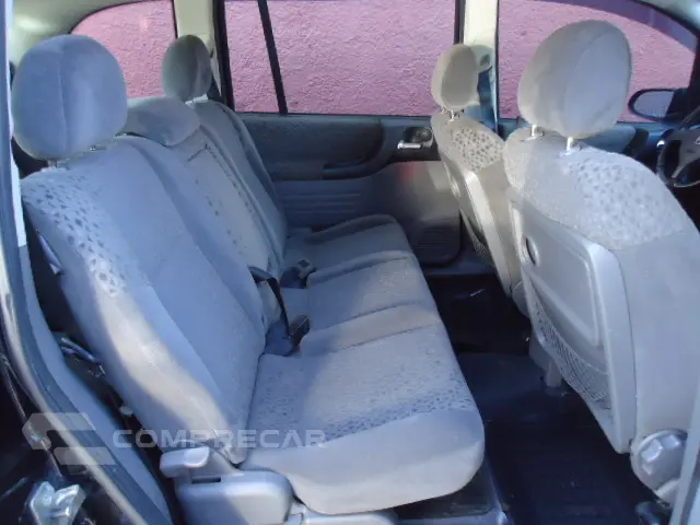 ZAFIRA 2.0 MPFI Elegance 8V