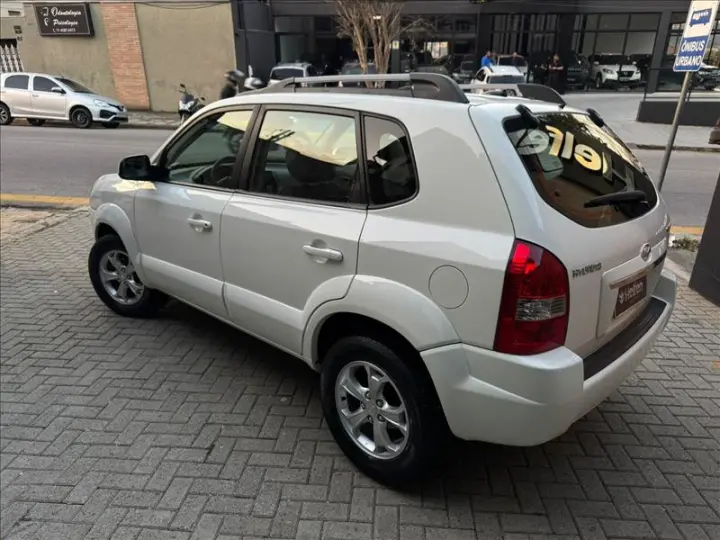 TUCSON 2.0 MPFI GLS 16V 143cv 2WD