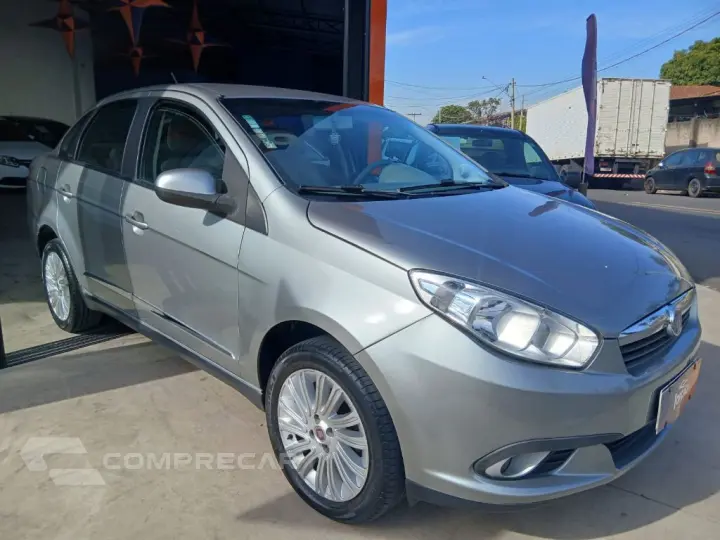 Grand Siena ESSENCE 1.6 Flex 16V
