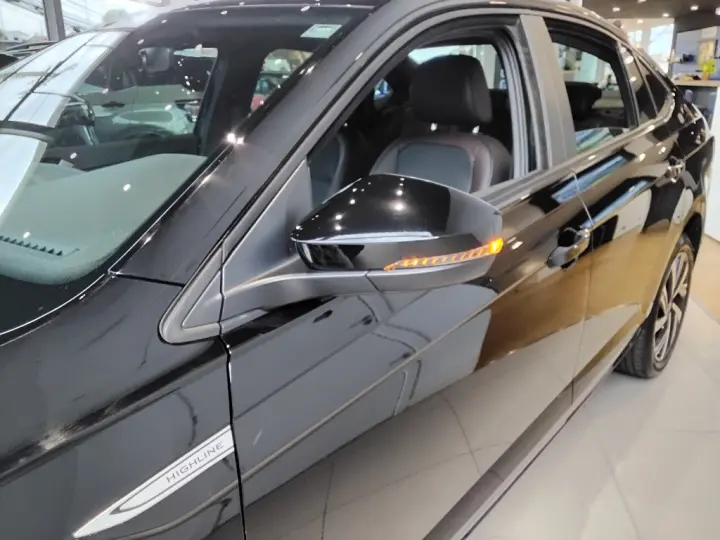 VIRTUS 1.0 200 TSI HIGHLINE AUTOMÁTICO