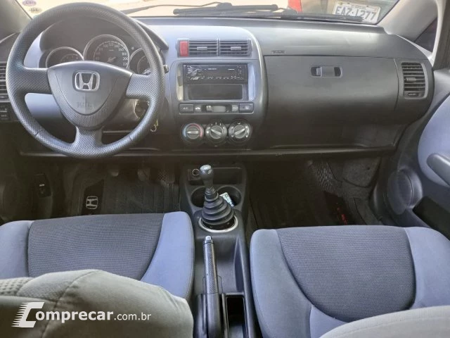 FIT - 1.4 LXL 8V 4P MANUAL