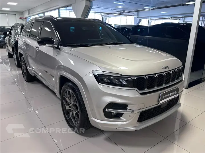 COMMANDER 1.3 T270 TURBO FLEX OVERLAND AT6