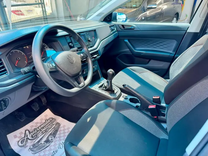 Polo Hatch 1.0 4P MPI TRACK