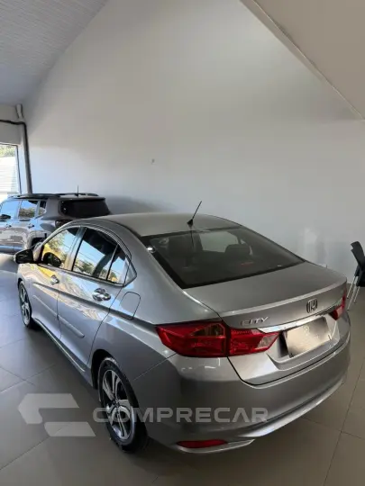 CITY Sedan EX 1.5 Flex 16V 4p Aut.