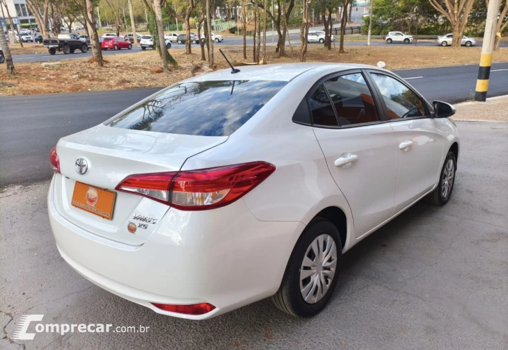 Yaris Sedan 1.5 16V 4P FLEX XS CONNECT MULTIDRIVE AUTOMÁTICO