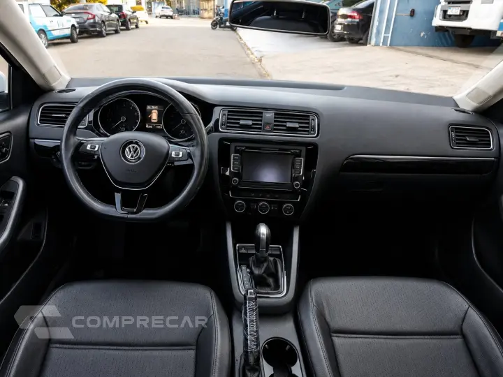 JETTA Highline 2.0 TSI 16V 4p Tiptronic