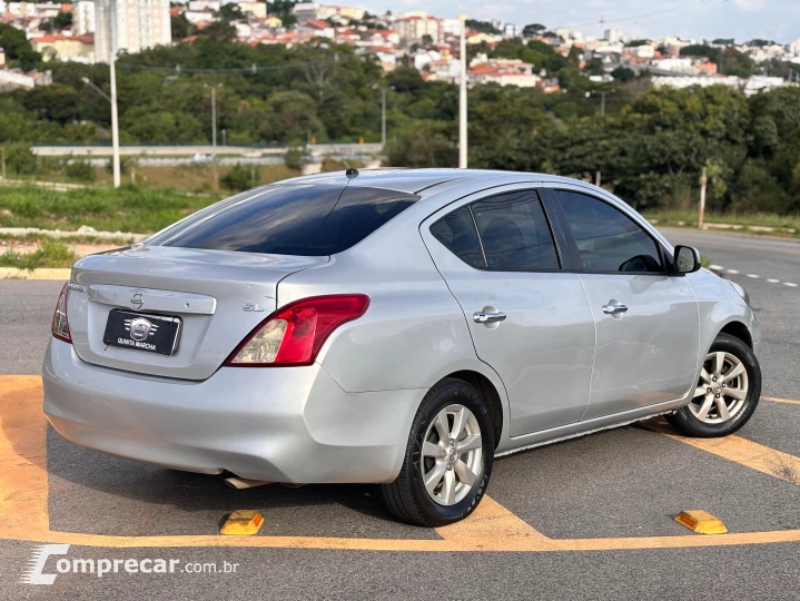 Versa 1.6 16V SL (Flex)