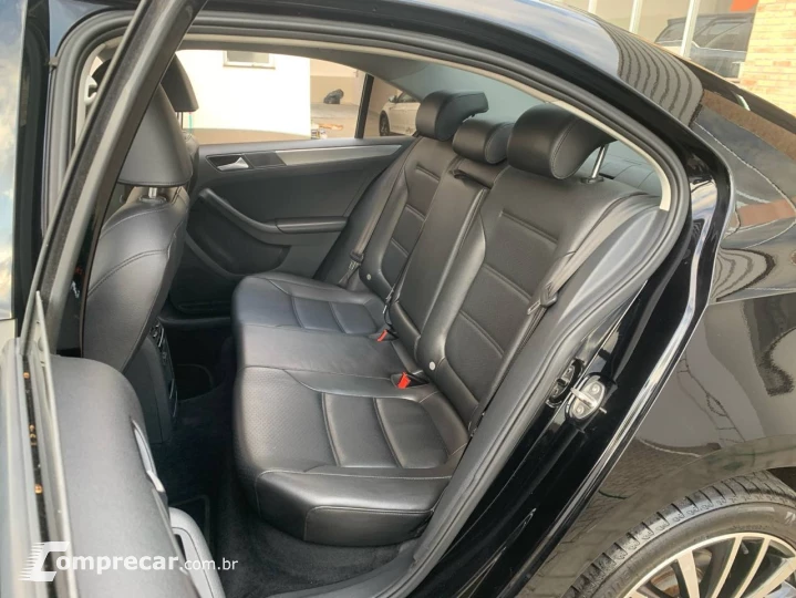 JETTA Comfortline 1.4 TSI 16V 4p Aut.