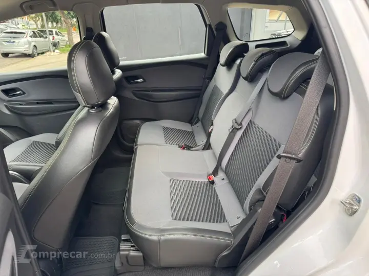 Spin 1.8 Activ7 8V Flex 4P Automático