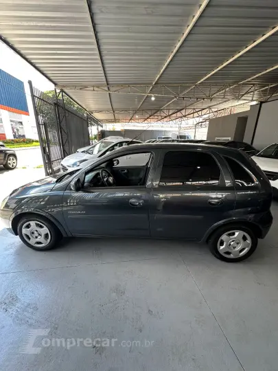 CORSA 1.8 MPFI Premium 8V