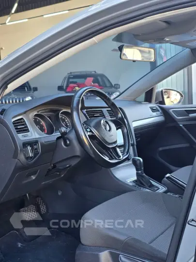 Golf Comfortline 1.4 TSI 140cv Aut.