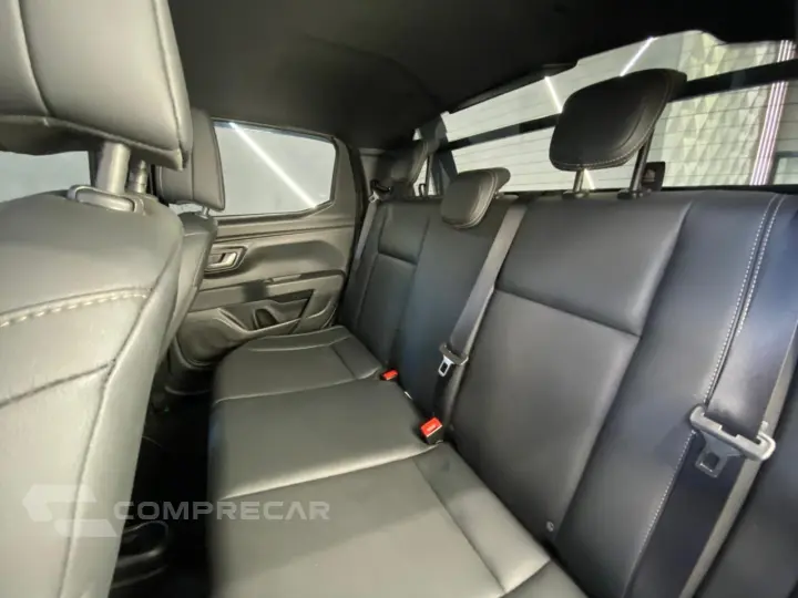 Strada Volcano 1.3 Flex 8V CD Aut.