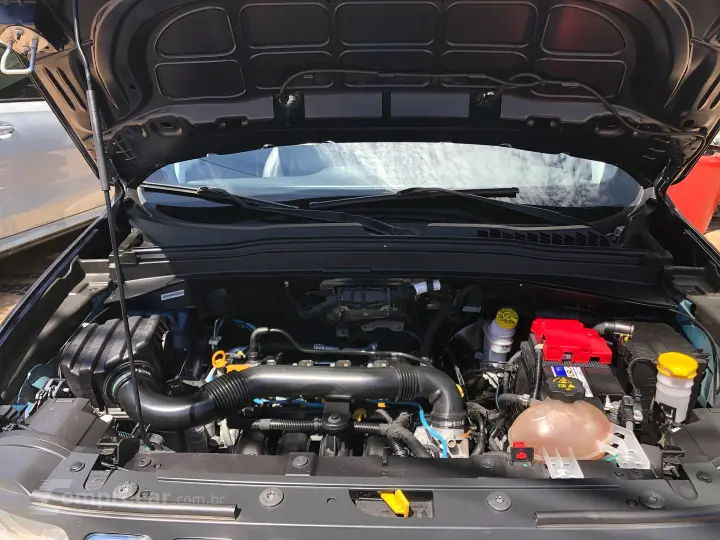 Renegade 1.8 16V Flex Longitude 4P Automático