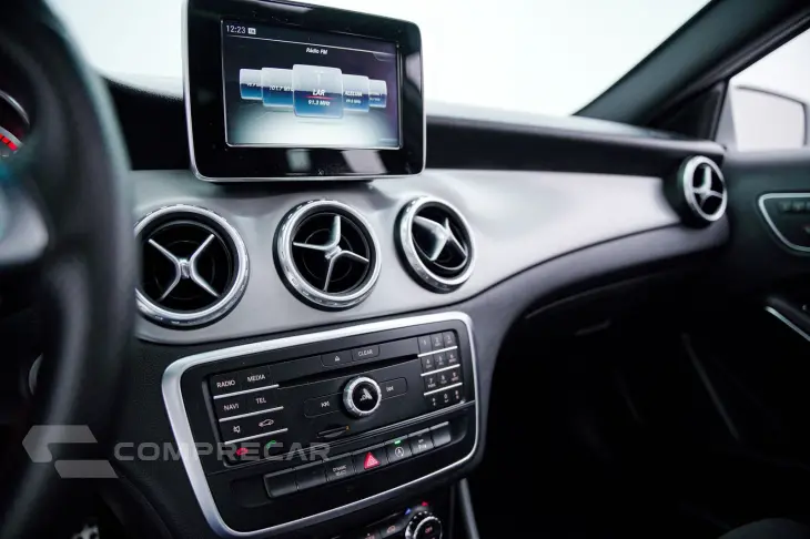 GLA 250 Sport 2.0 TB 16V 4x2  211cv Aut.