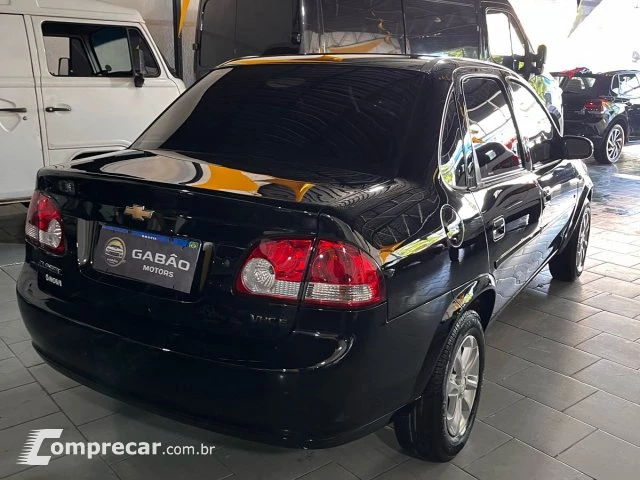 CLASSIC - 1.0 MPFI LS 8V 4P MANUAL