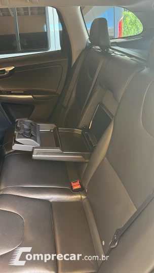 XC60 2.0 T5 Kinetic